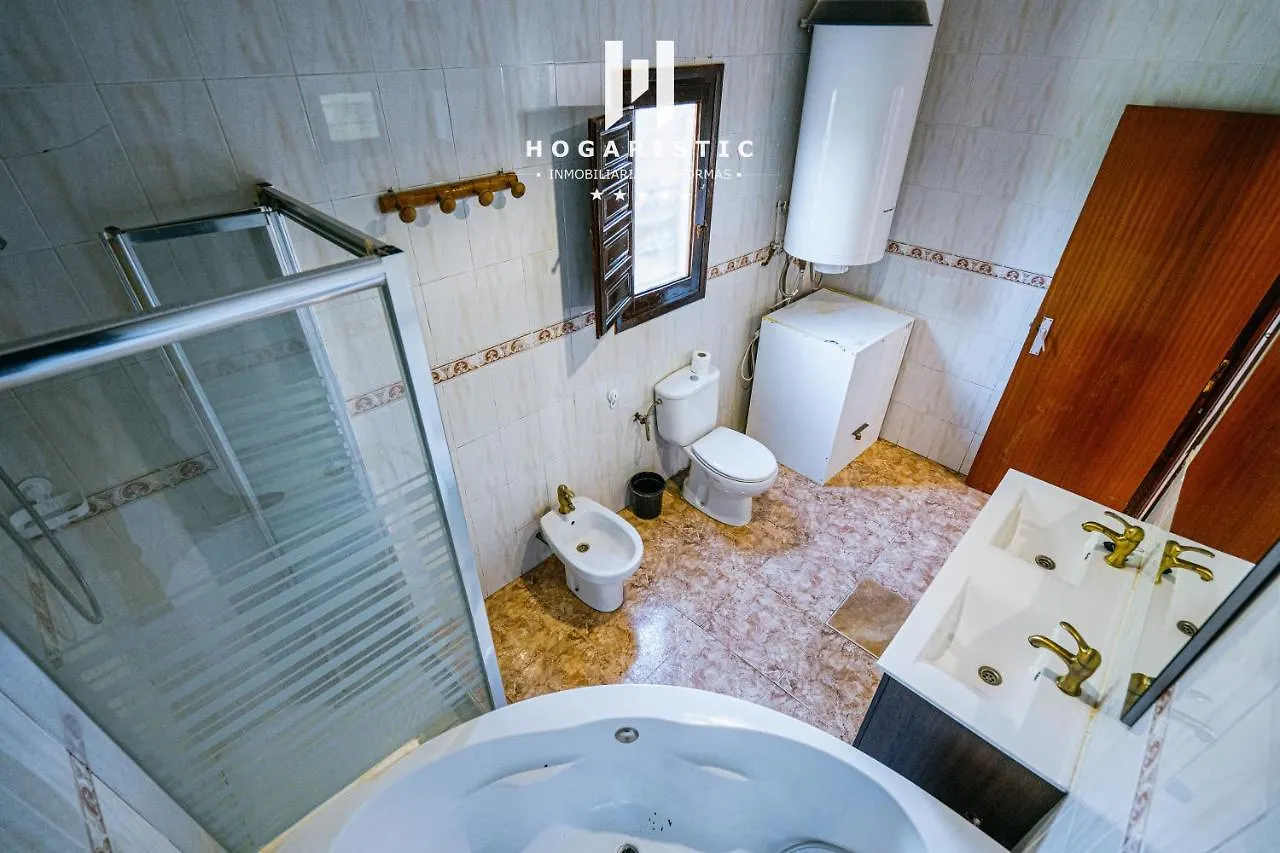 Casa Oasis 17 Pax Pool Jacuzzi Bbq Villa Reus Spain